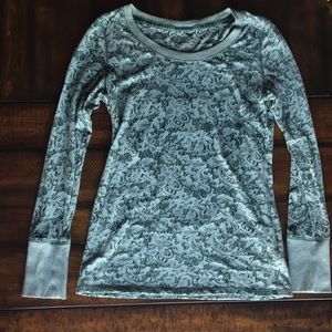 Maurice’s Long Sleeve M